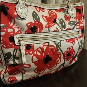 Coach Poppy Floral Print Hallie East/West Tote Bag